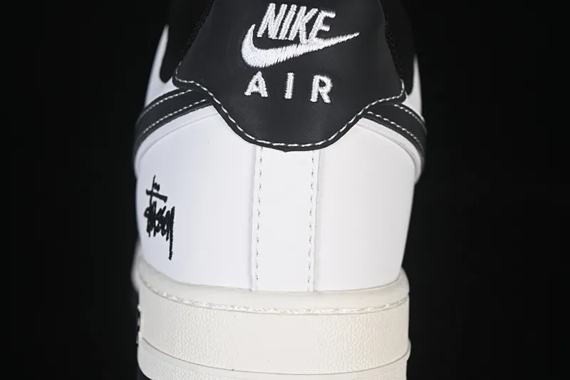 All categories Nk Air Force 1 Air Force series Nk Air Force 1 Low Air Force low-top Nike Air Force 1'07 Low Stusi co-branded beige hook black bottom Air Force 1 low-top casual sneakers CS5288-037